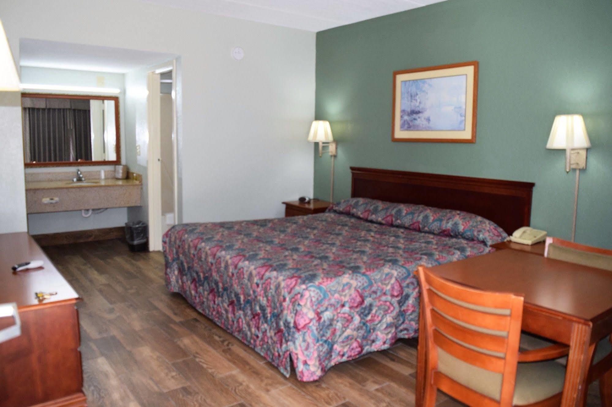 Liberty Inn Waynesboro Extérieur photo