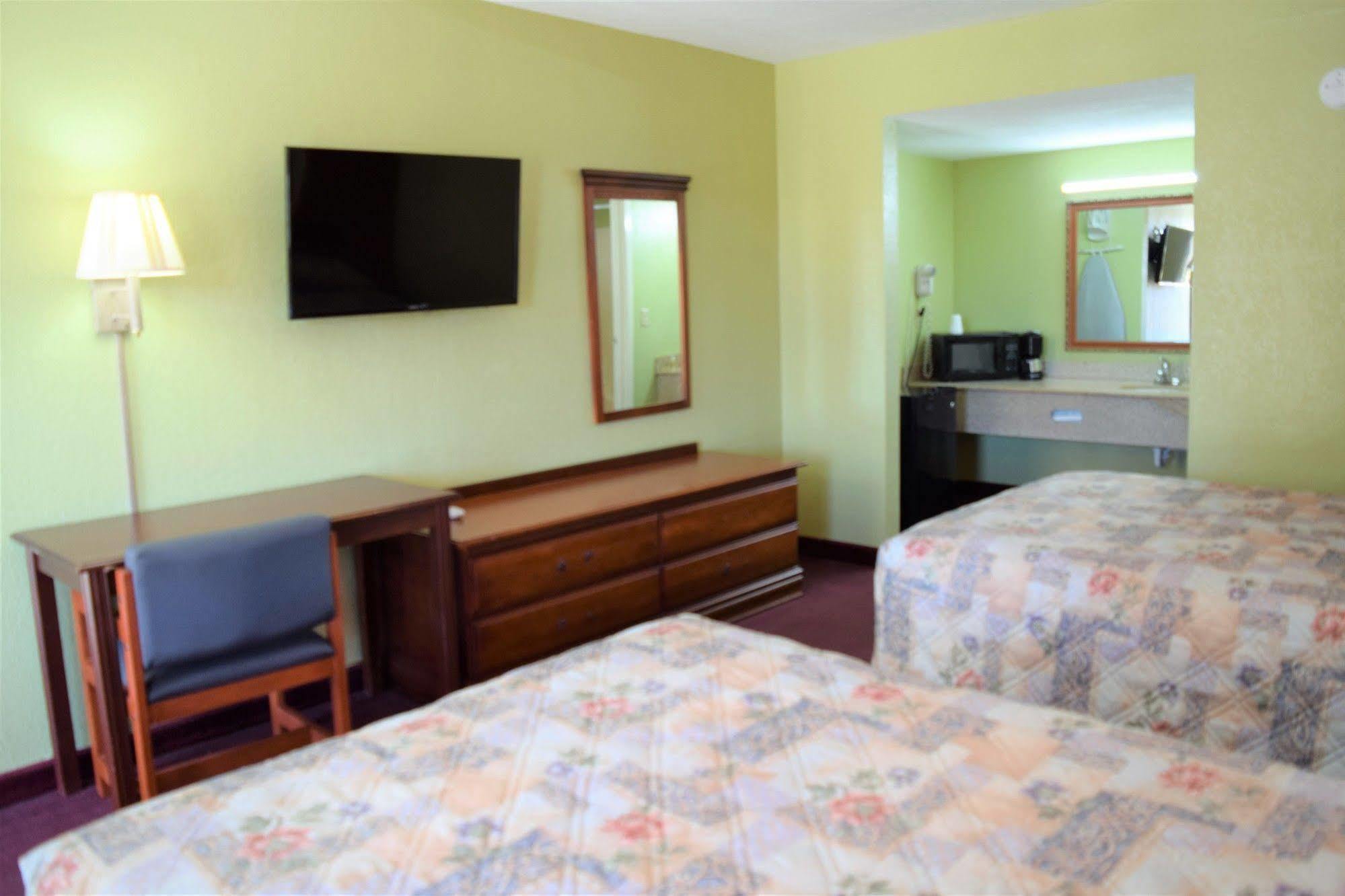 Liberty Inn Waynesboro Extérieur photo